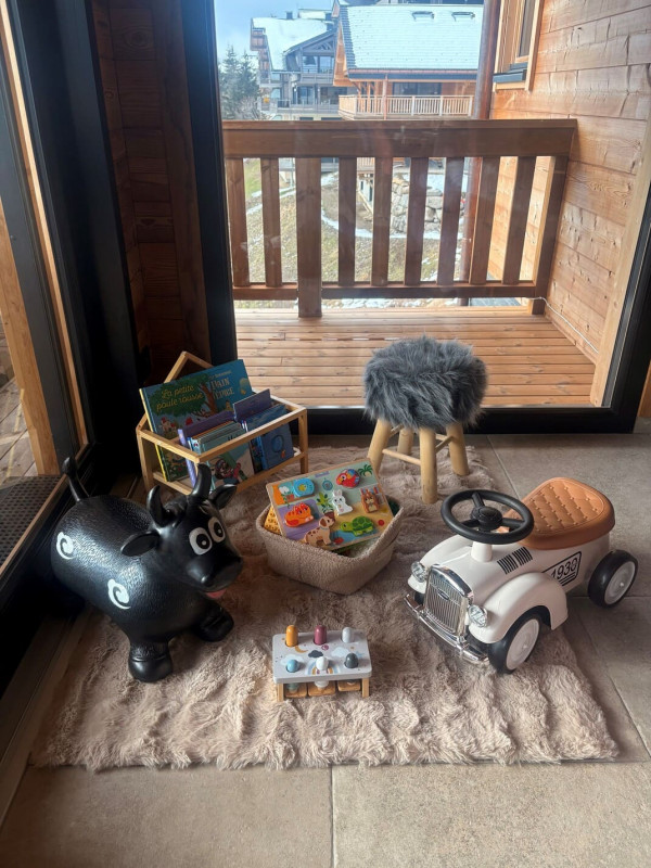 chalet-sapinette-location-14-personnes-a-chatel-6-chambres-balon-espace-jeux-7662617