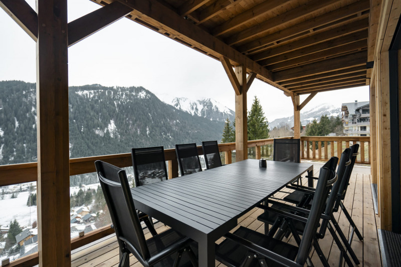 Chalet Vora Alpin, Terrace with BBQ and garden furniture, Châtel Snow