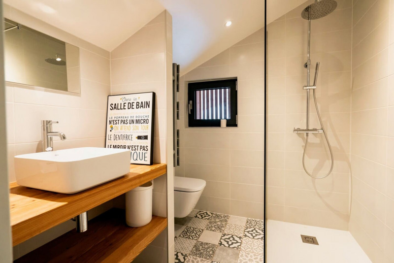 Chalet Ysaline, Shower room, Chatel Ski equipment rental