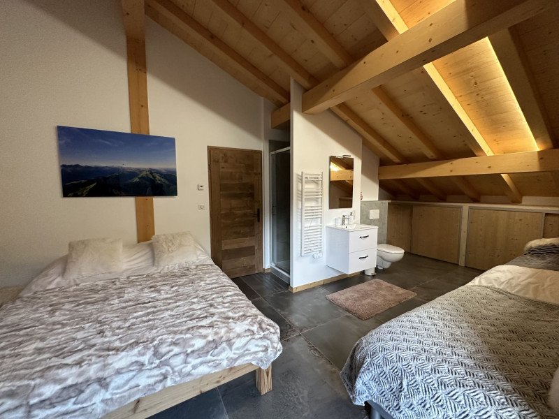 Demi Chalet Vadel, La Chapelle d'Abondance, Chambre 1 lit double + 2 lits simples, Ski snow 74390