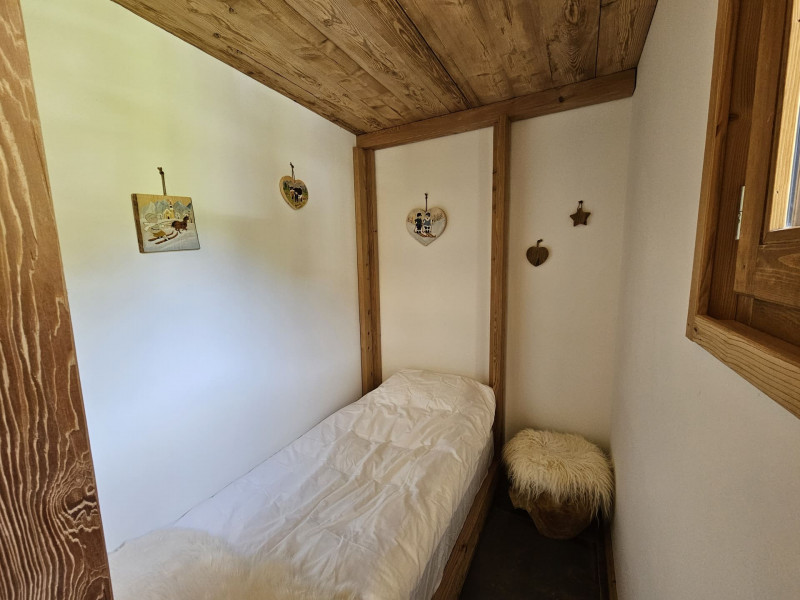Semi Chalet Vadel, La Chapelle d'Abondance, Bunk bed in the double bedroom with bathroom/toilet, Relaxation in the mountains 74