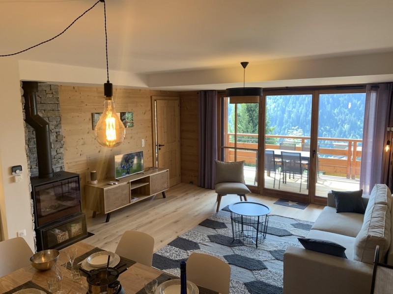 Apartment 12 A in Residence Les Flambeaux, Living-room with Fireplace, Châtel