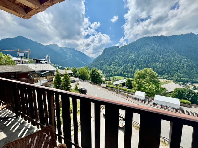 L'etincelle,  Balcony, Châtel Réservation