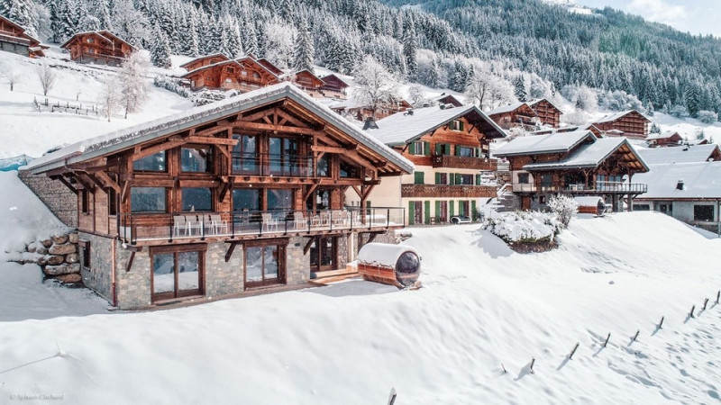 Les chalets Bovards sous la neige Châtel © Sylvain Cochard