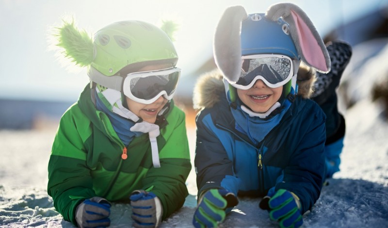 Les enfants skient gratuitement avant Noël à Châtel