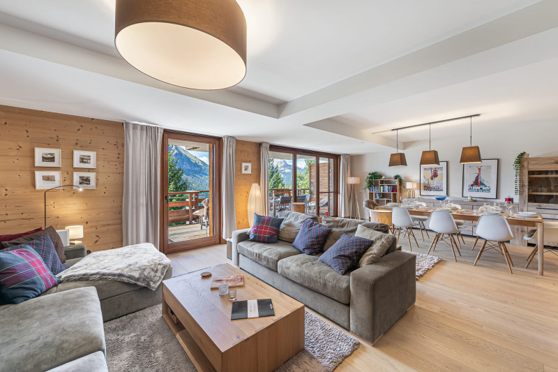 location-appartement-luxe-chatel-6personnes-salon-cheminee-6181879
