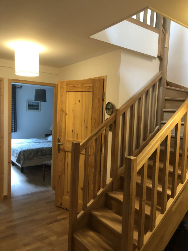 Résidence 4 éléments, appartement 31 A, escalier, Châtel Réservation