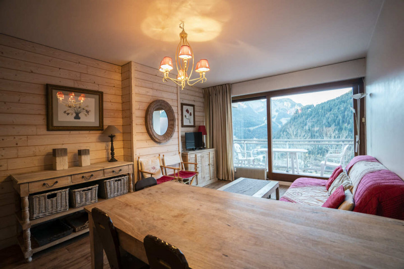 Résidence Le Solarium, dining room and lounge, Châtel Reservation
