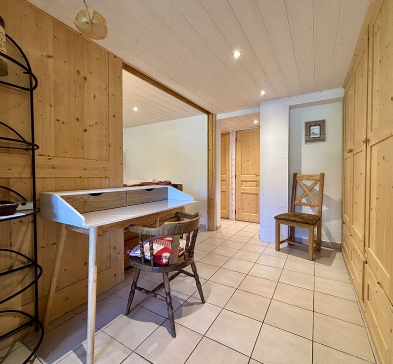 Résidence Les Fioles, appartement 19, bureau, Châtel Lac de Vonnes