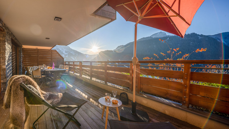 Residence The Flambeaux, Balcony with garden furniture and mountain view, Châtel Sunny 74
