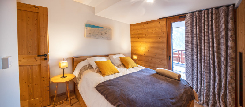 Residence The Flambeaux, Bedroom double bed, Châtel French Alps
