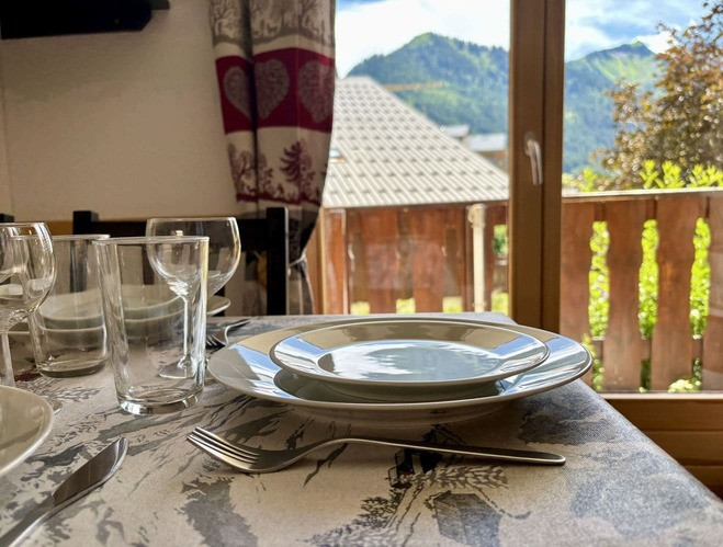 Résidence Les Gentianes, apartment B64, dining room, Châtel Tourisme