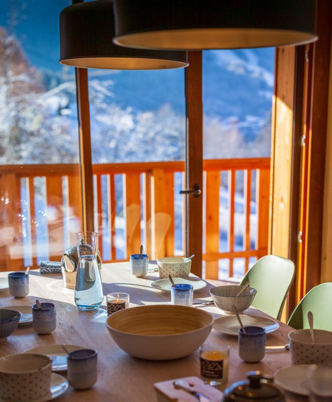 Résidence les Loges Blanches, 8 personnes, Châtel, centre du village, salle à manger