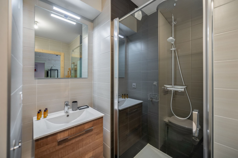 Résidence les Perles de Savoie 4 personnes Châtel centre, Salle de douche, Mont de Grange Location Ski