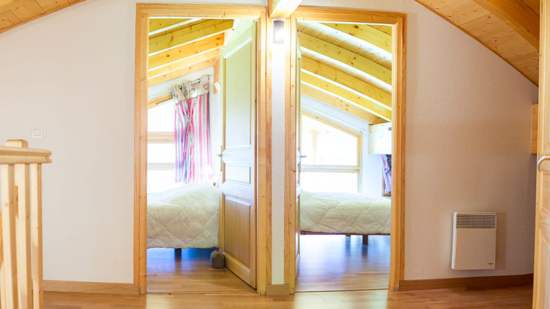 Residence Les Pins, Apartment 11, Châtel, Bedroom, Ski resort