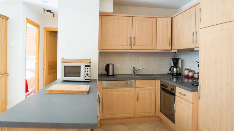 Residence Les Pins, Apartment 11, Châtel, Fitted kitchen, Chatel reservation