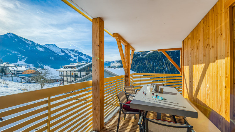 Résidence the VIEW, 6 personnes, Châtel, centre du village, balcon, vue montagne