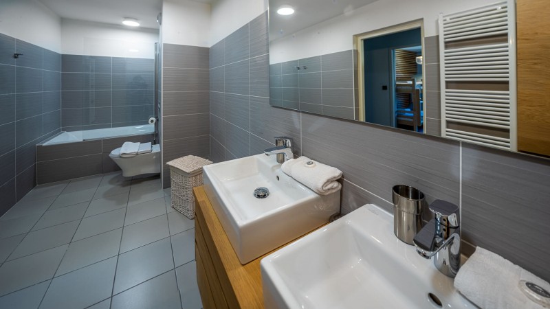Résidence the VIEW, 6 personnes, Châtel, centre du village, salle de bain 