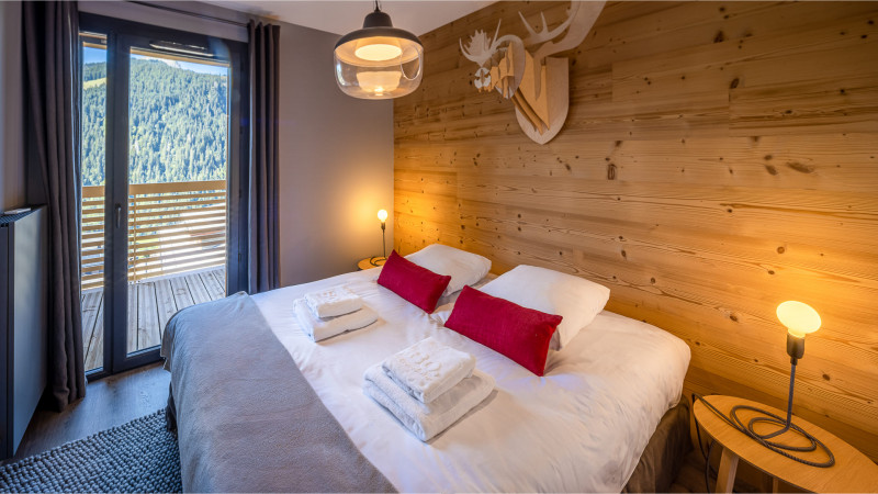 Residence the VIEW, Châtel centre, Double bedroom and balcony, Telecabin winter 