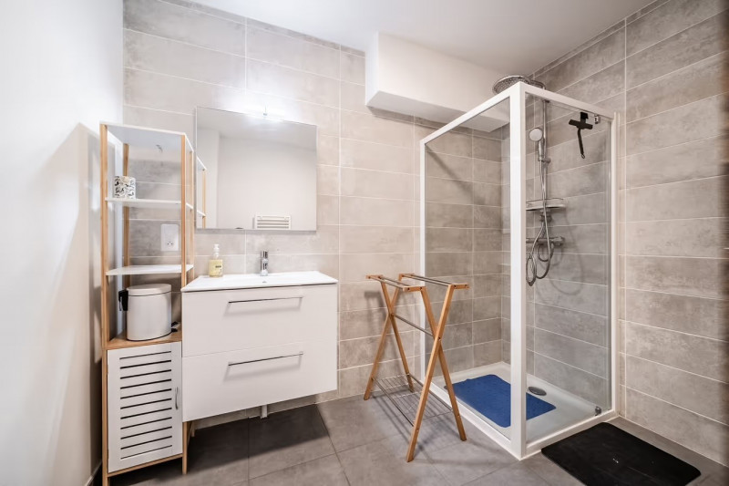 Les Soldanelles Apartments, Apt. 3B, Châtel, Bathroom, Vallée d'Abondance