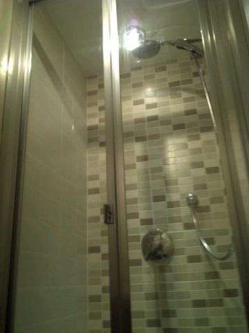 shower-room-9374