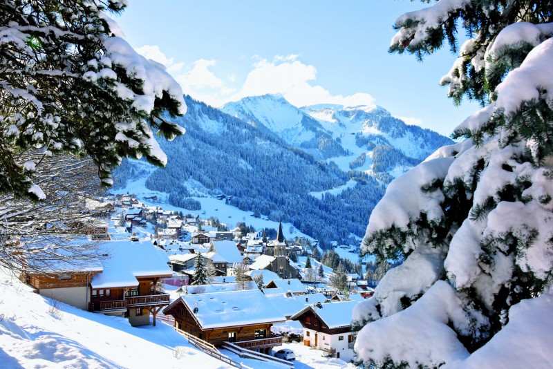 Village de Châtel en hiver, location appartement, ©l-meyer
