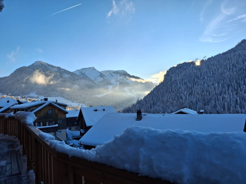 Vue sur les pistes du Linga depuis le chalet de la Fiolaz à Châtel